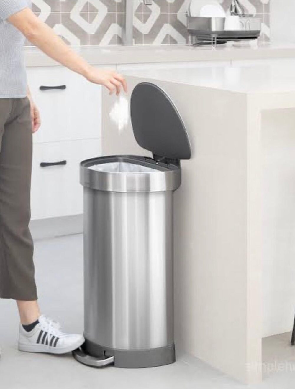 Simple Human 60&4.5L Trash Can - Image 3