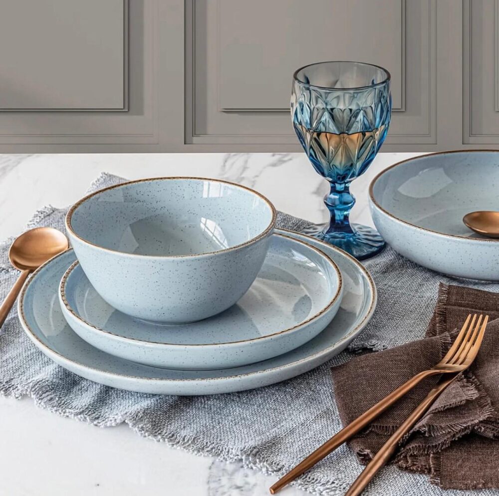 Over and Back 16pc Dinnerware Set - Image 6