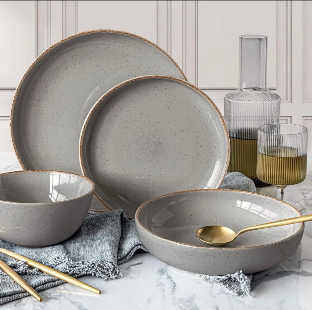 Over and Back 16pc Dinnerware Set - Image 3