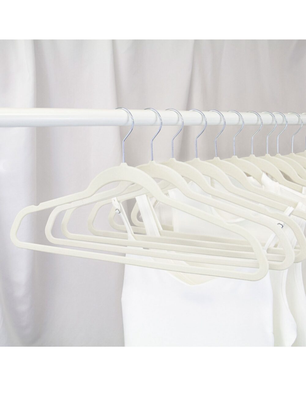 Member's Mark Elite Quality Velvet Hangers - 50 Pack - Image 7