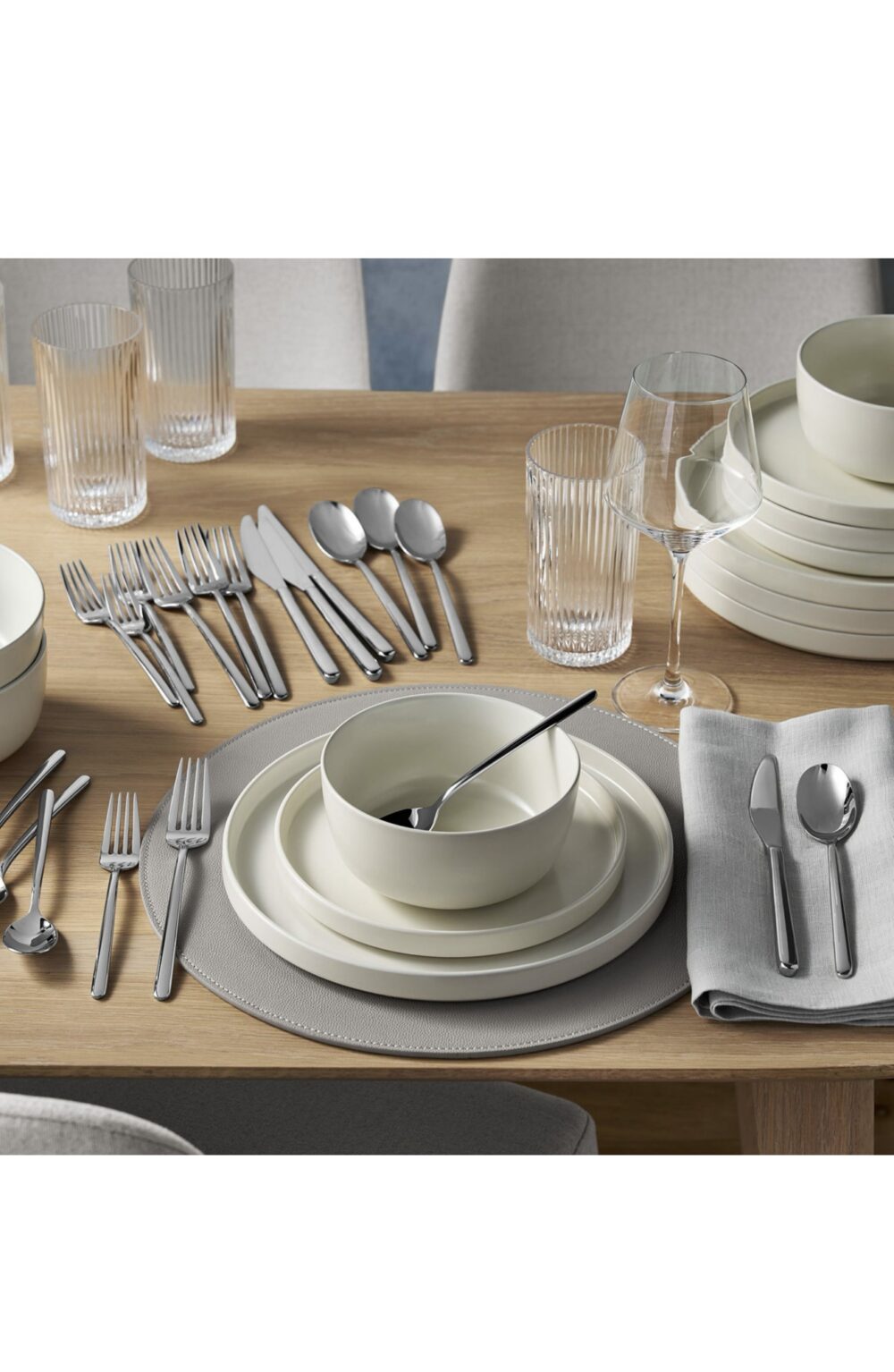Member's Mark Premium 20-Piece 18/10 Stainless Steel Modern Flatware Set-Mirror Finish