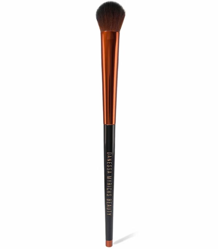 Danessa Myricks Beauty Yummy 3.0 Conceal and Sculpt Brush